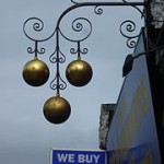 Pawnbroker's_sign